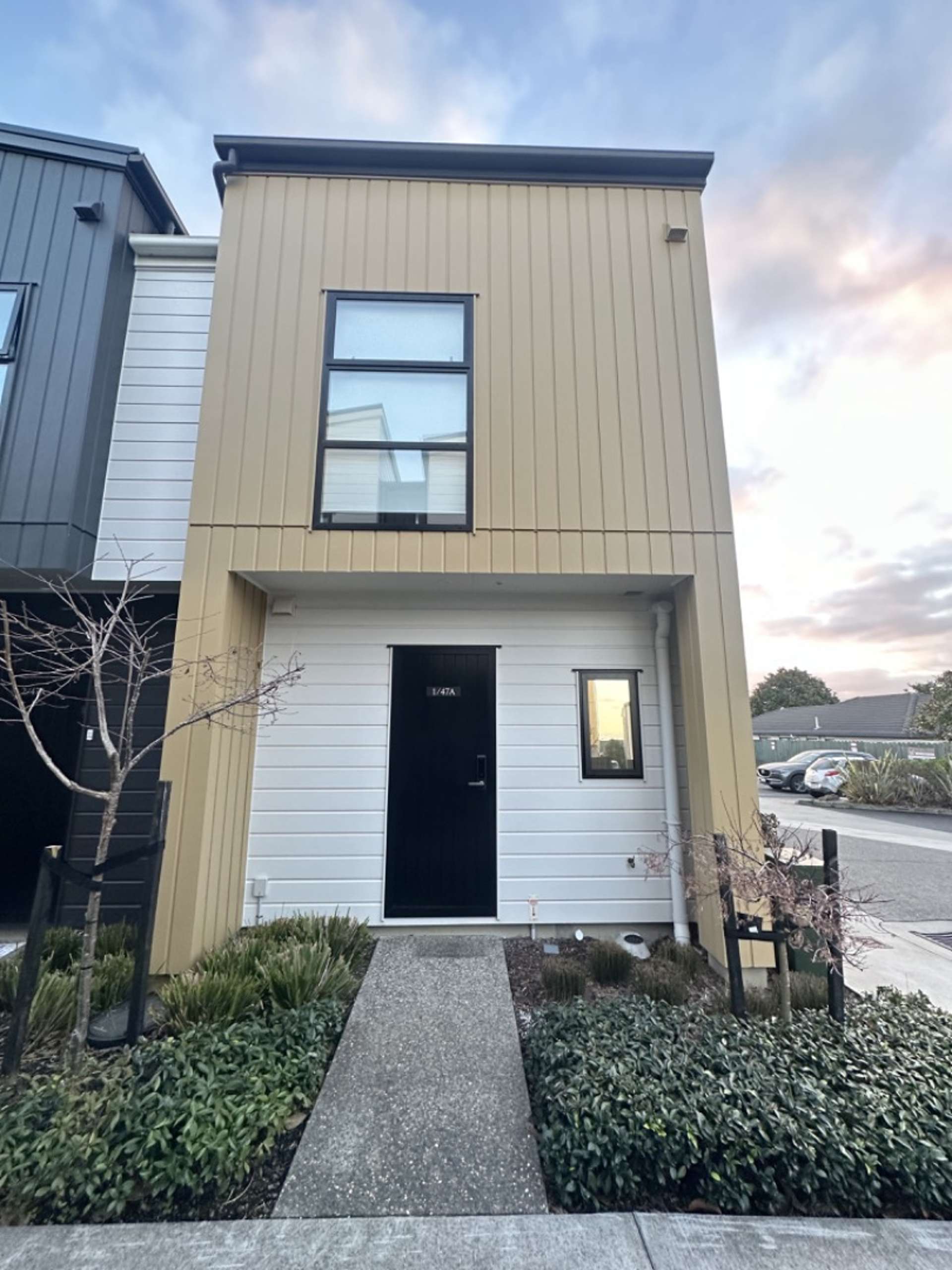 1/47A Huntington Drive 10662_0