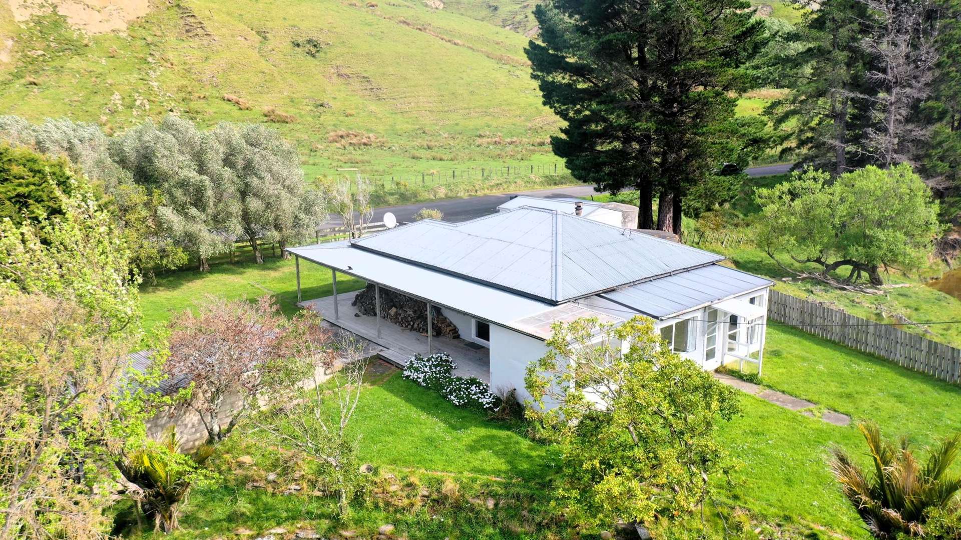 2269 Coast Road Pongaroa_0