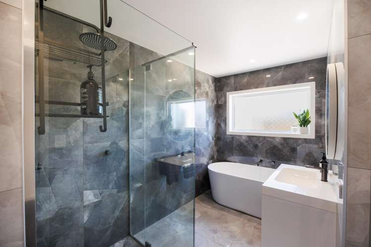 37 Vaucluse Heights Fitzherbert_16