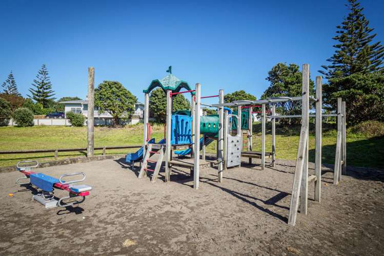 21 Carley Reeve Drive Marokopa_14