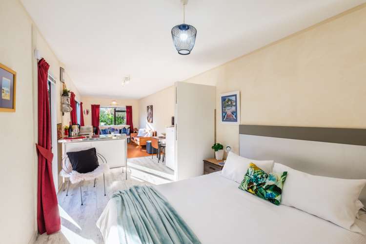 367 Sea View Road Onetangi_13