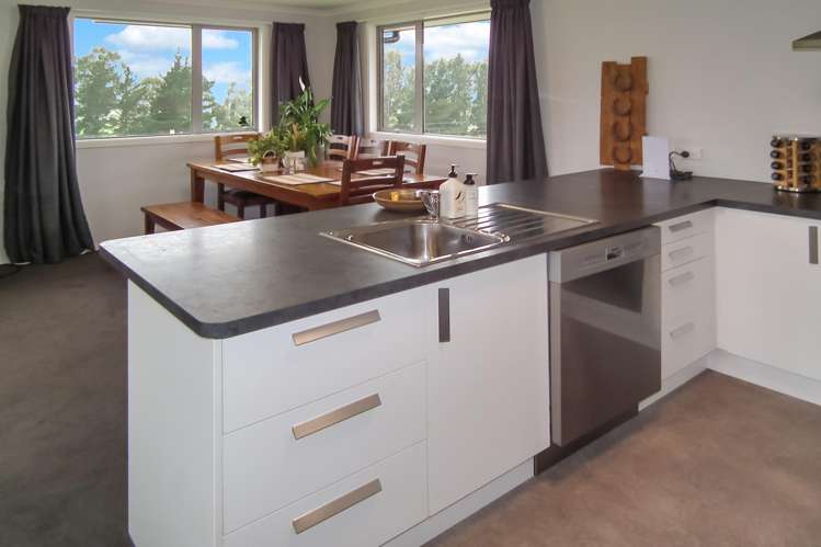 36 Finlays Road Windsor_13