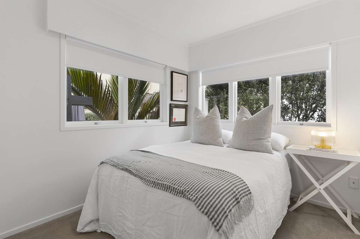 2/16 Rangitoto Terrace_4