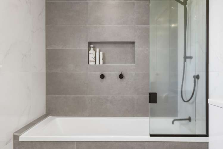 32 Tiri Tiri Road Birkdale_16