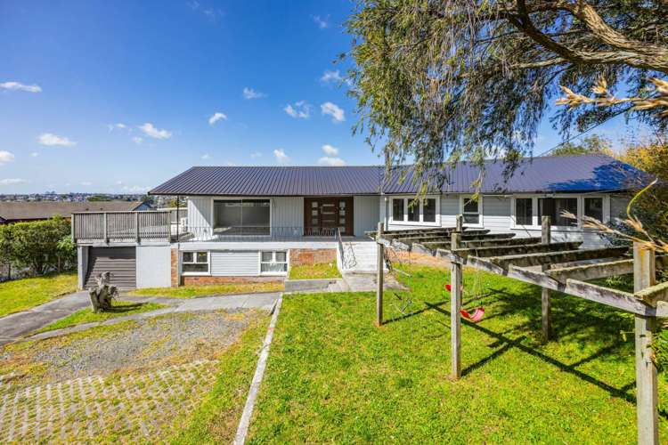 64 Astley Avenue New Lynn_18