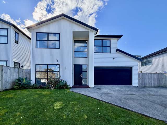 Discover Luxury at 30 Godfrey Drive, Millwater