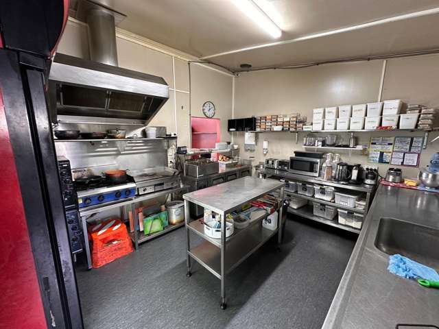 Shop 3/67 London Street Hamilton Central_2