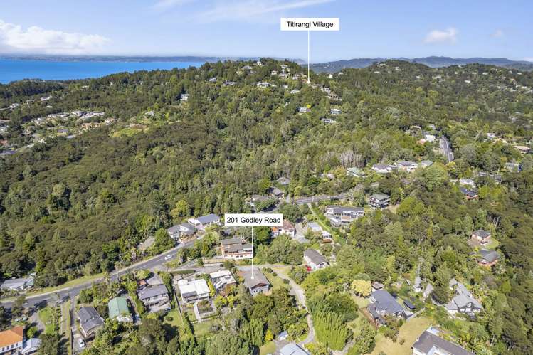 201 Godley Road Titirangi_7