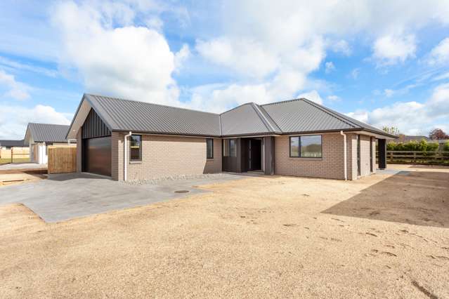 44 Peakedale Drive Matamata_1