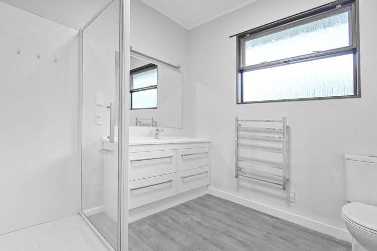 142 Pohokura Road (subdivision of) Tutira_9