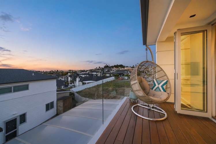 24 Fernhill Way Pinehill_17