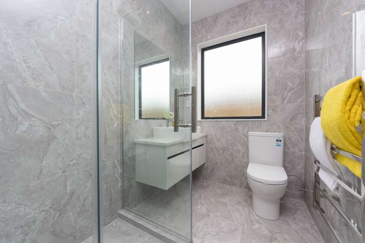 5 Heavenly Way Flat Bush_23