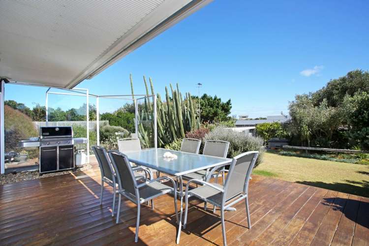 19 Cordyline Road Port Waikato_5