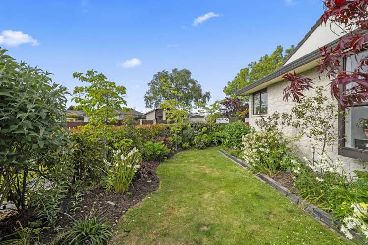 1 Valecrest Avenue Parklands_13