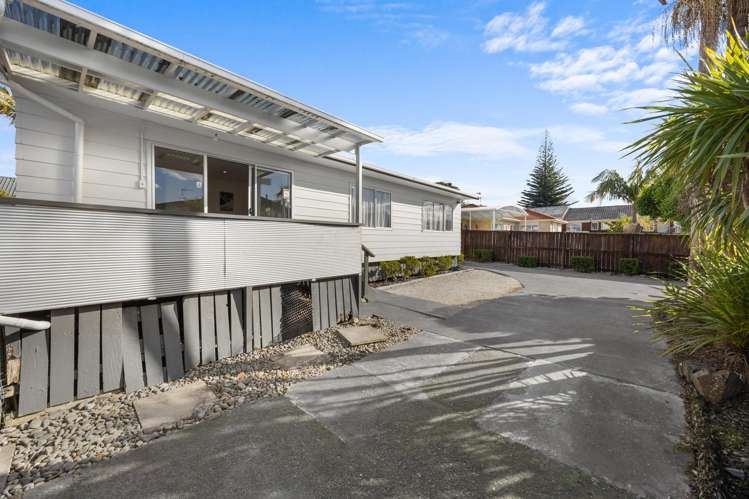 2/36 Miro Street New Lynn North_25