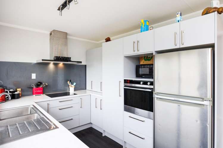 25 Palliser Place Milson_8