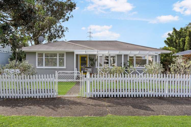 21 Te Wiata Place Avondale_1