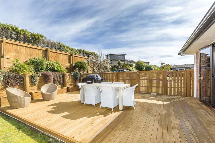 30 Dusky Crescent Aotea_15