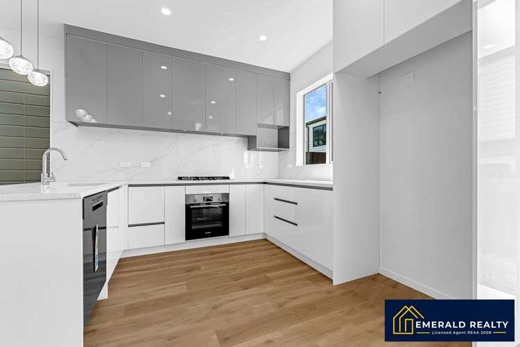 536B Weymouth Road Weymouth_12