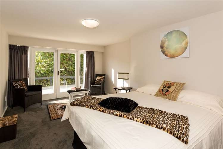 142/42f Valley Road Cashmere_11