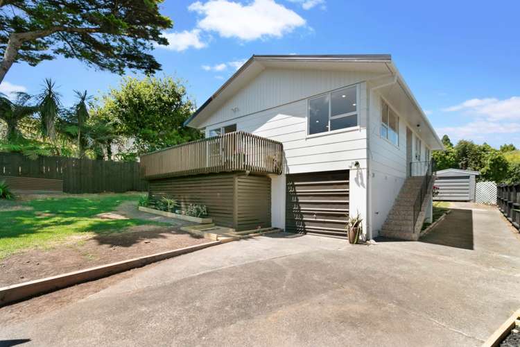 16 Onedin Place Titirangi_1