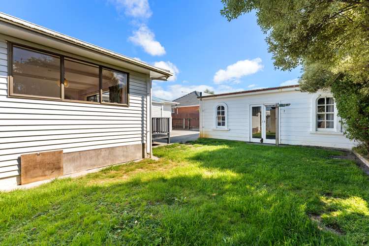 1246 Fergusson Drive Brown Owl_21