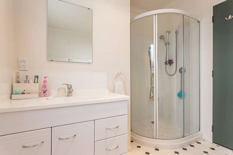 6a Battersea Place Roslyn_10