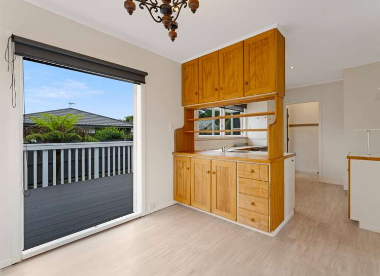 33b Gill Avenue Te Atatu Peninsula_13