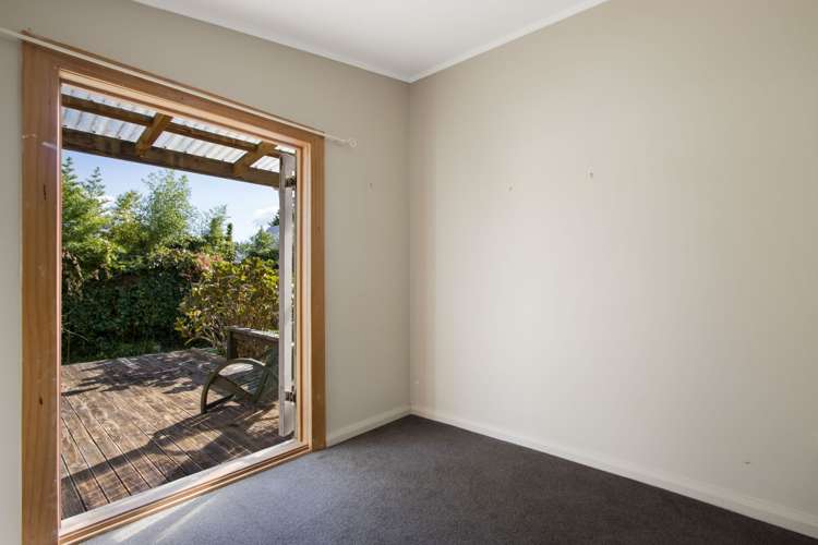 80 Victoria Street Waikino_10