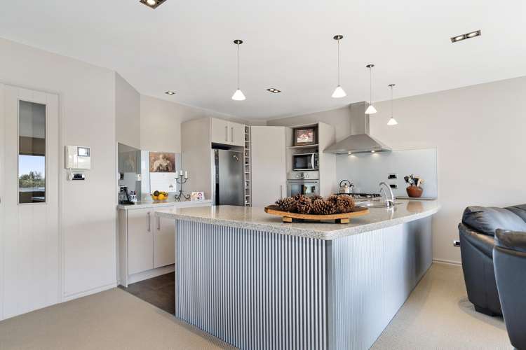 51b Seaview Road Otumoetai_6