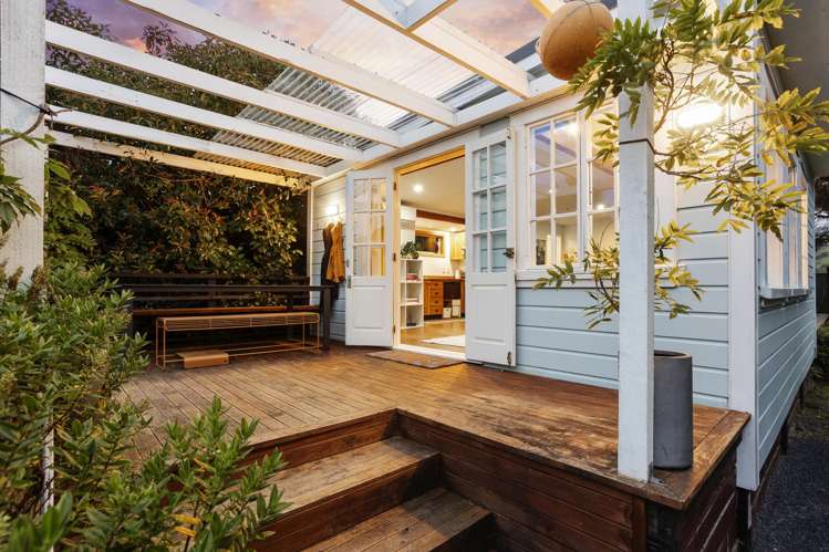 92 Beach Road Long Beach_15