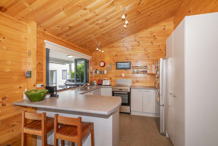 1233 Hikuai Settlement Road Pauanui_9