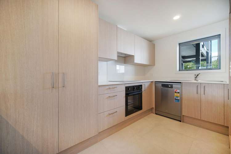 1B/28 Morning Star Place 2798_2