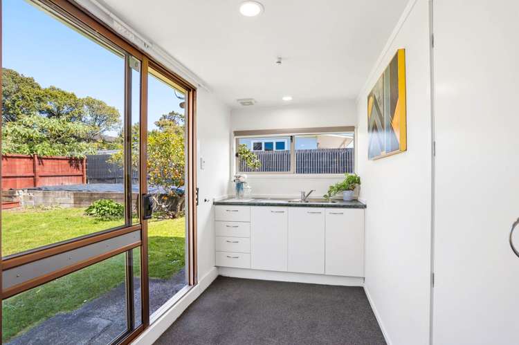 115 Vodanovich Road Te Atatu South_14