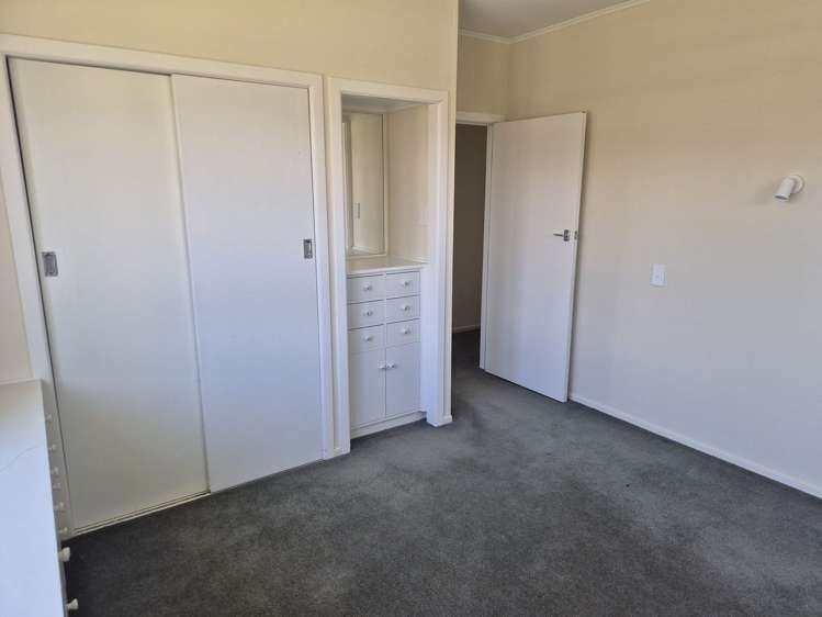 2/310 Lyndon Road West Hastings_3