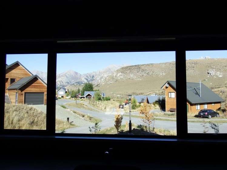 14 Cheeseman Terrace Castle Hill_4