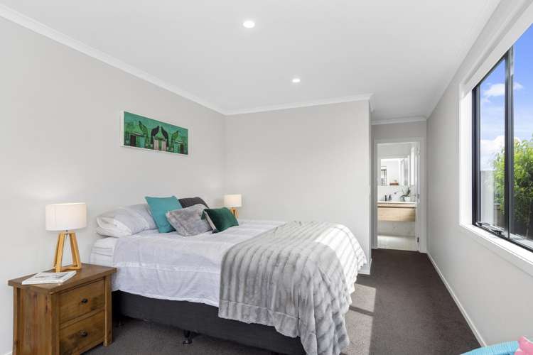 10 Rotomanu Place Pyes Pa_16