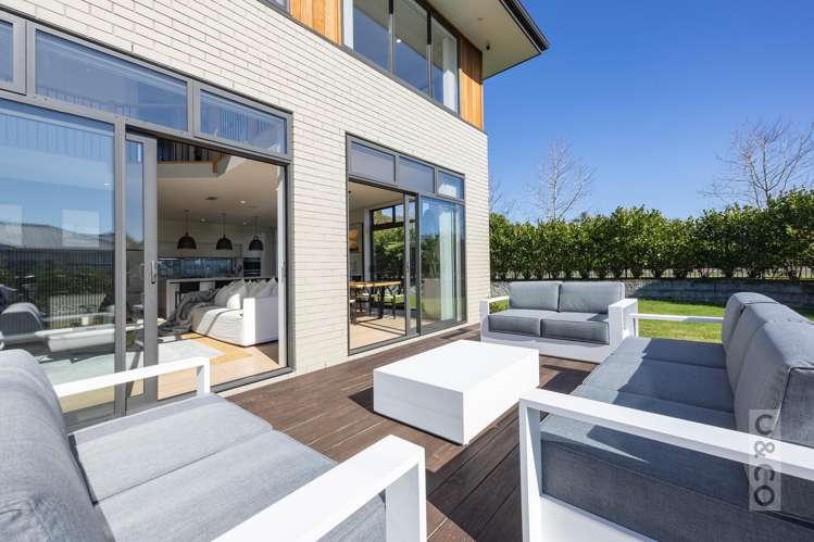 2 Pitoitoi Drive Riverhead_27