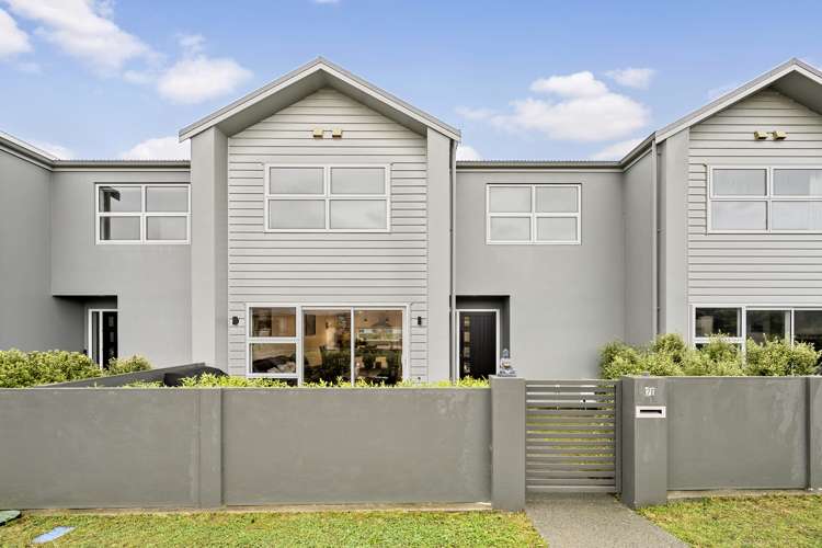 20 Bluff Road Porirua_13