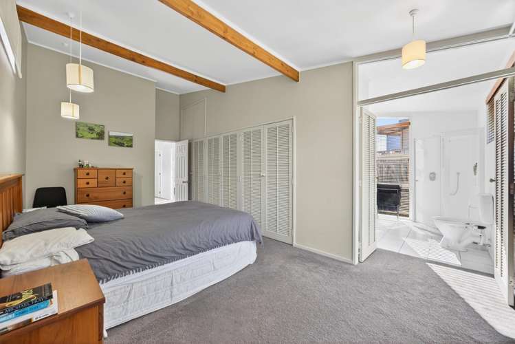 8 Blue Gum Rise Sunnyhills_12