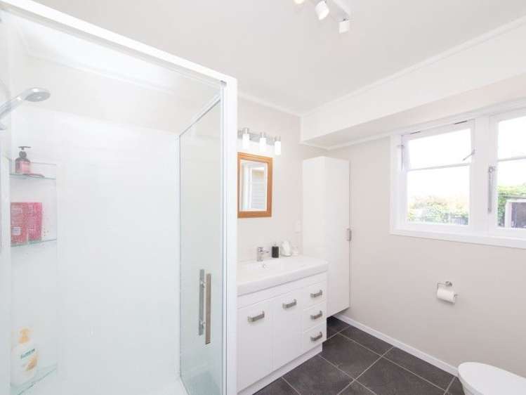 114 East Street Feilding_15