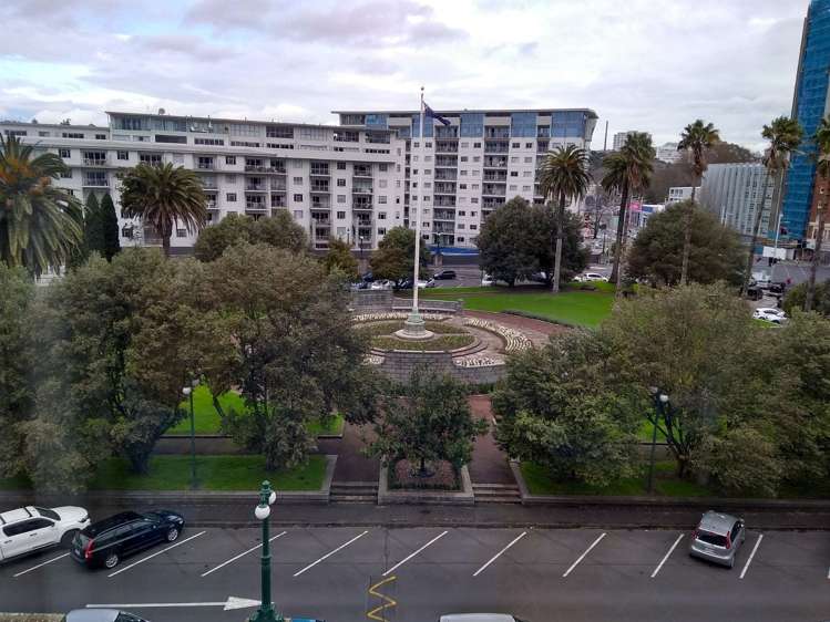 417/57 Mahuhu Crescent Auckland Central_9