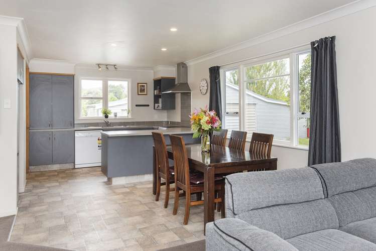 35 Royd Road West Makauri_7