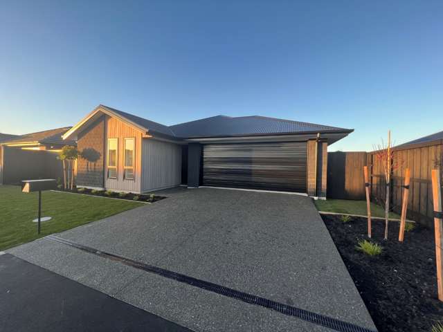 Four Bedroom Property in Rolleston