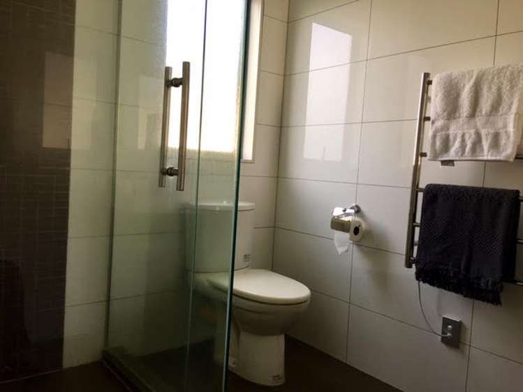 11 Huntington Park Drive Greenhithe_17