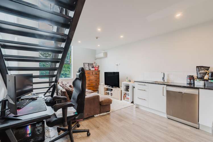 102/2 Village Quarter Lane_1