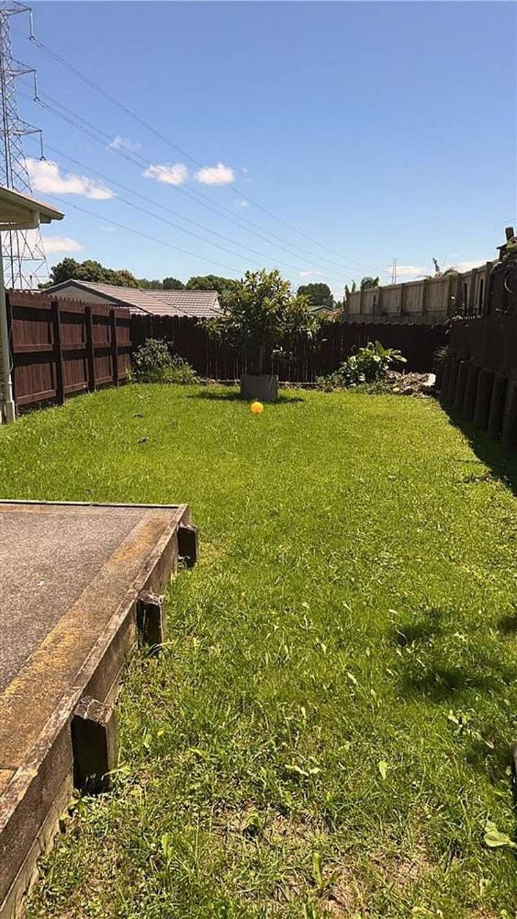 14 Hawkley Close Flat Bush_6