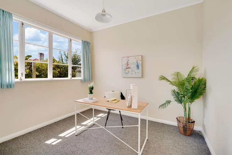 19 Galway Avenue Hamilton East_17