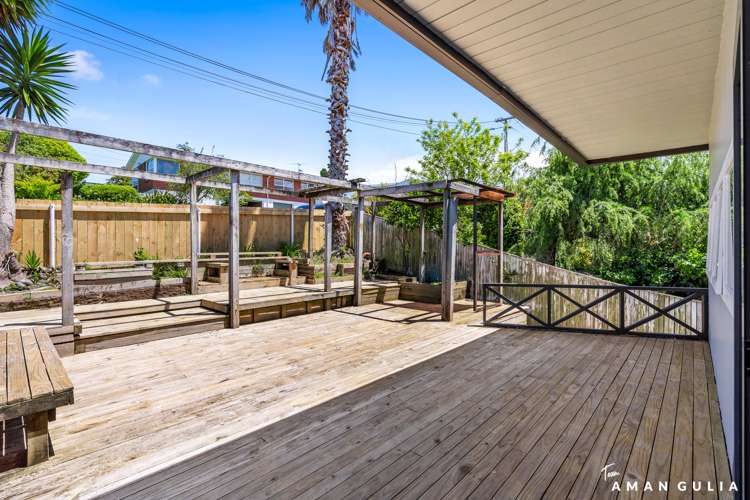 7 Currie Avenue Hillsborough_8