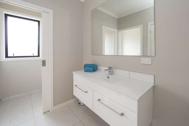 3 Alton Place Allenton_13